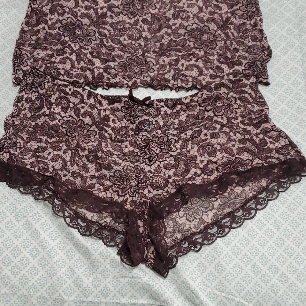 Bisou Bisou Intimates Set - Picture 2 of 8
